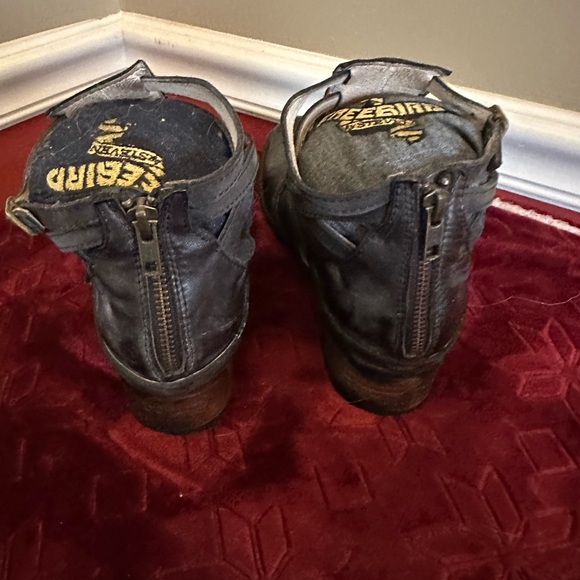 Freebird Stair Boots - Picture 7 of 7